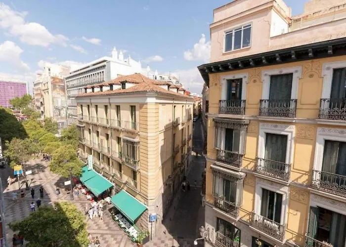Cozy Modern With Balconies - Sol - Gran Via
